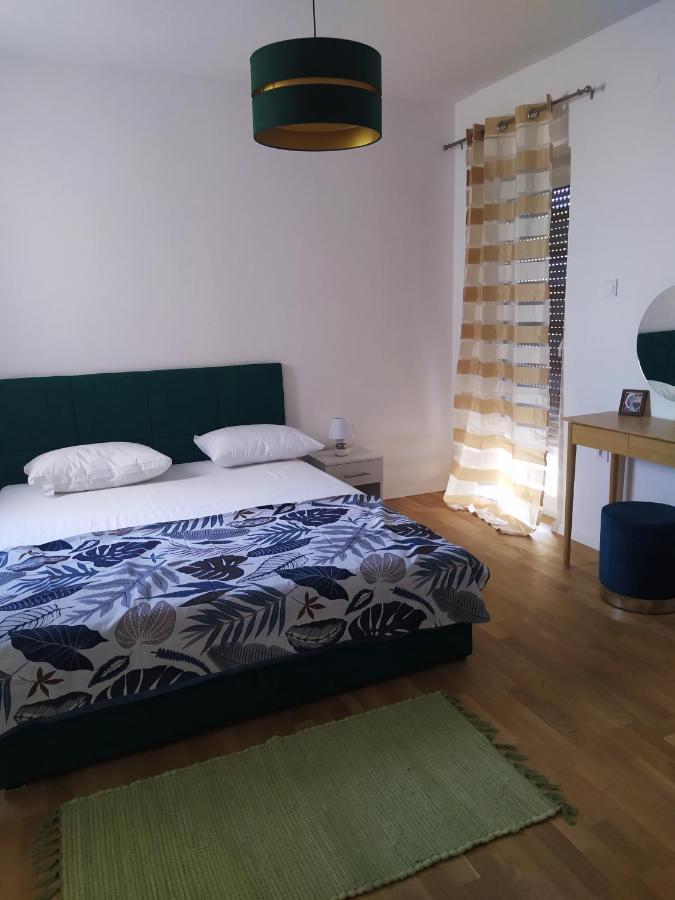 New Luxury 3 Bedroom 4 Air Conditioners Задар Экстерьер фото